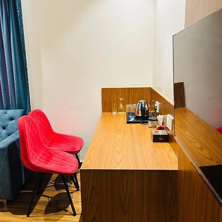 Hotel Swarn Bhoomi Kanpur Luaran gambar
