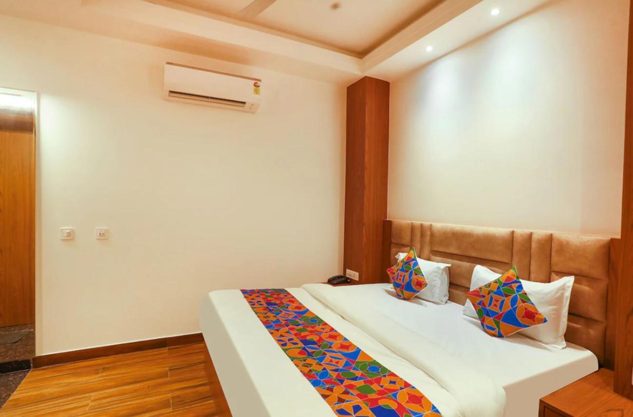 Hotel Swarn Bhoomi Kanpur Luaran gambar
