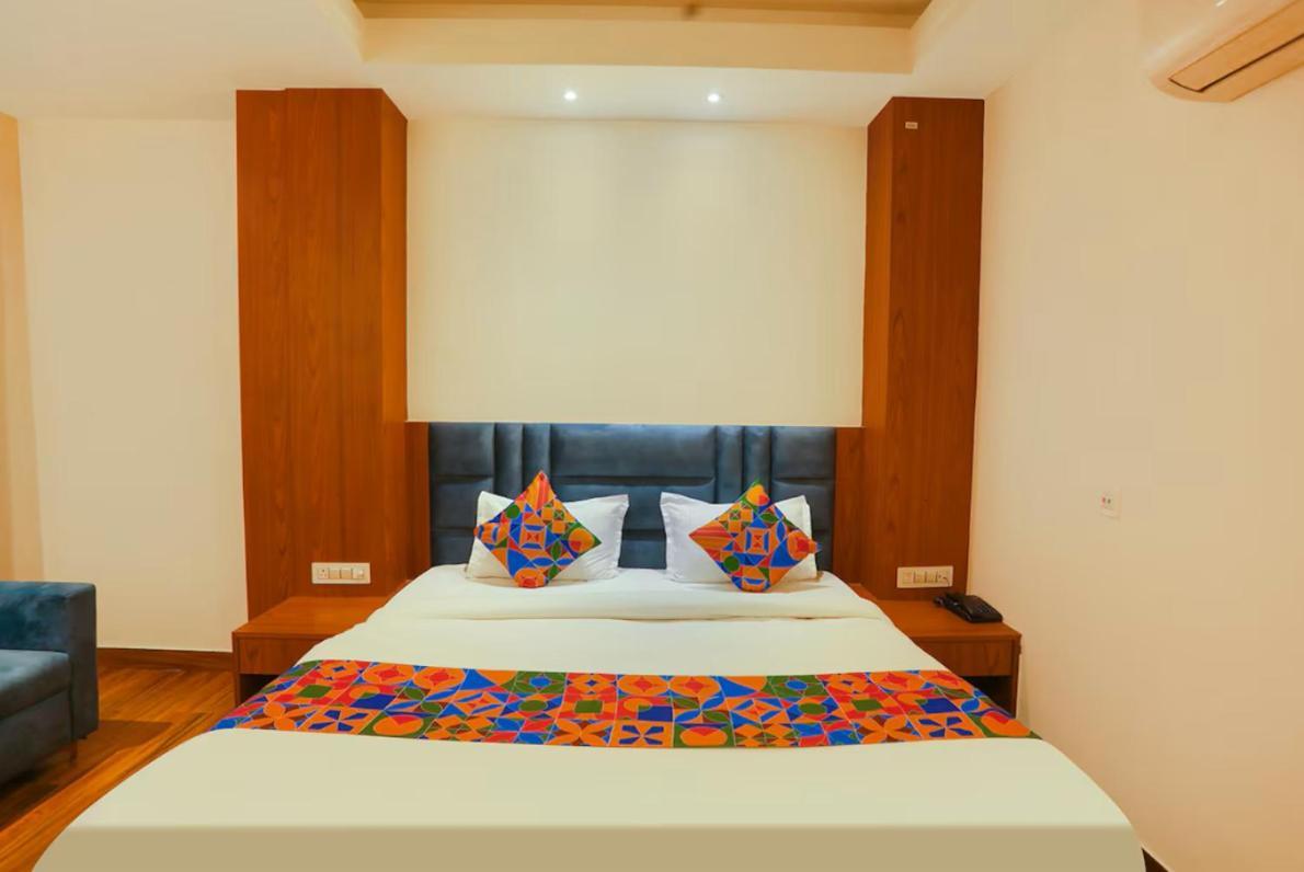Hotel Swarn Bhoomi Kanpur Luaran gambar